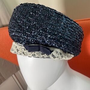 Vintage Designed by Laura Hat Sz S Weave Straw Hat Navy  50s/60s Lace Pillbox